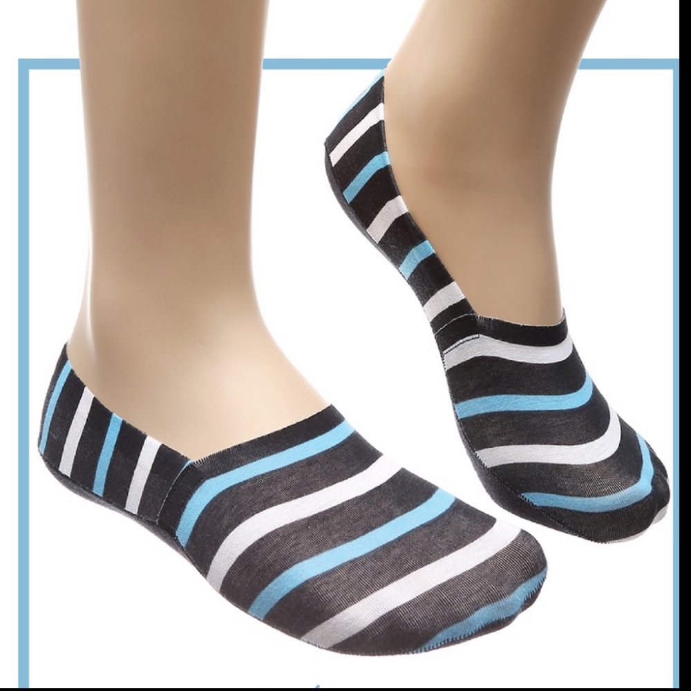 4 pairs of stripe no show socks